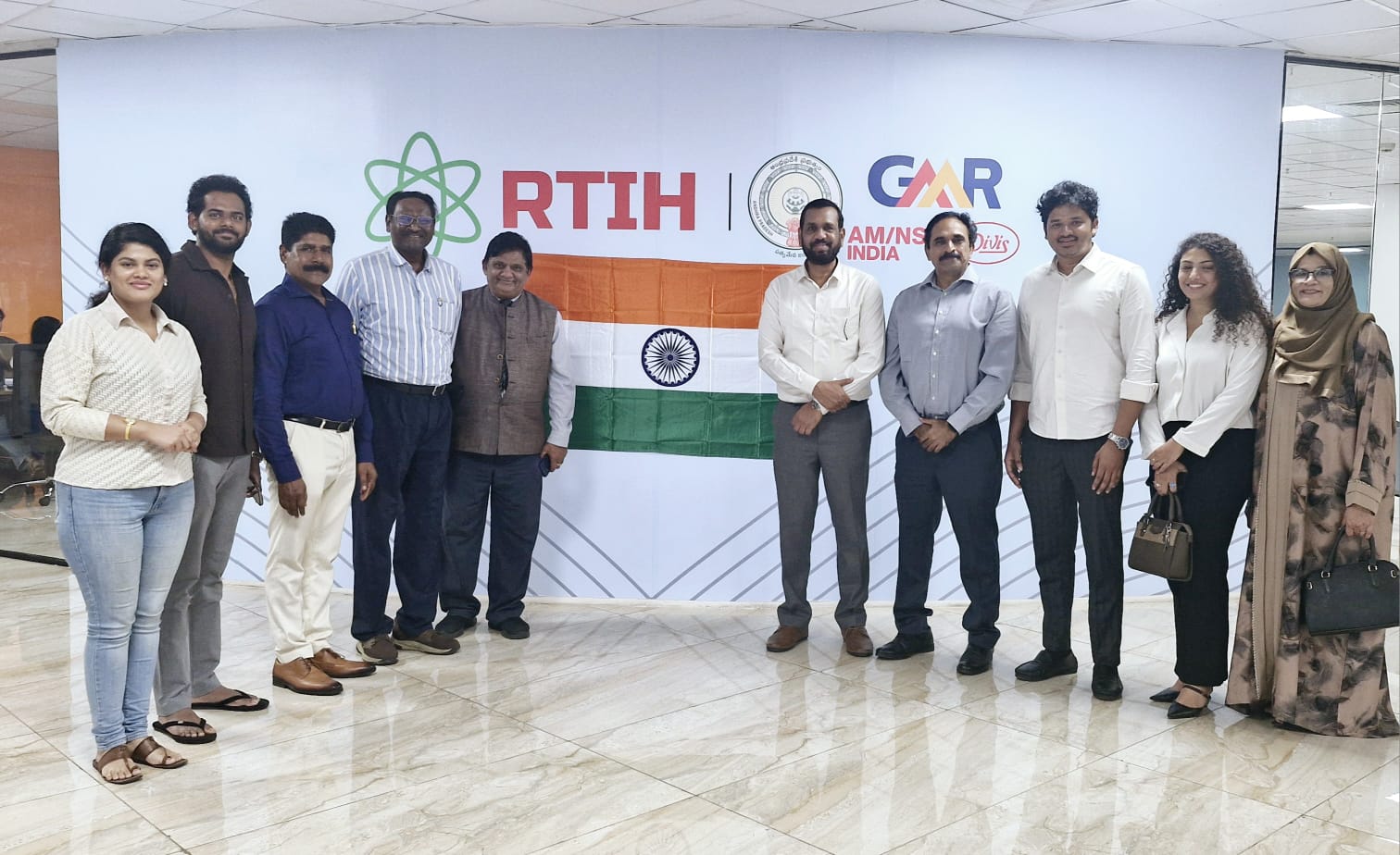IMCCI delegation with representatives at RTIH